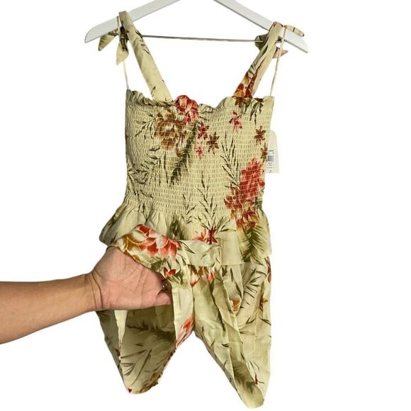 NWT Billabong Hold Tight Floral-Print Smocked Romper, Women's Medium - Picture 4 of 16